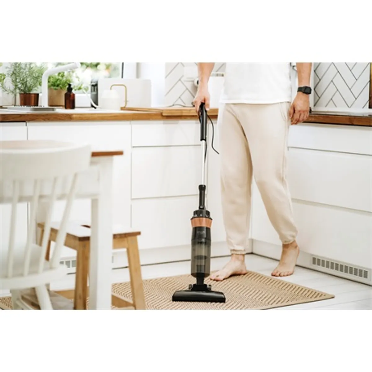 Adler AD7049 2az1-ben porzsák nélküli kézi porszívó 600W 0,8 L HEPA11 #10