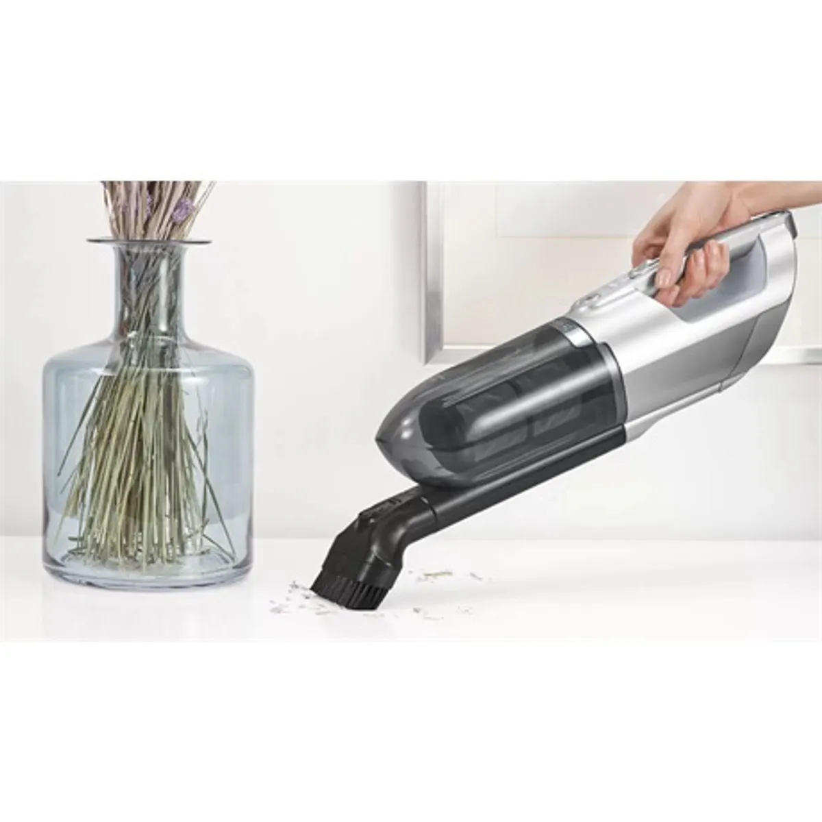 Bosch BBH3ALL28 Flexxo Gen2 2in1 vezeték nélküli porszívó 28Vmax li-ion 55 perc motoros szívófej led-fénnyel beépített tartozéktároló metálfehér #4