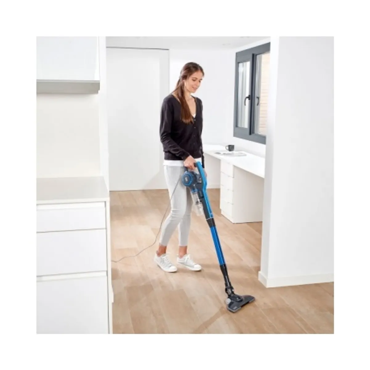 Black and Decker BXVMS600E Álló porszívó 2 az 1-ben 600 W ciklonrendszer EPA szűrő rozsdamentes acél előszűrő alumínium hosszabbítócső 6 m kábel #4