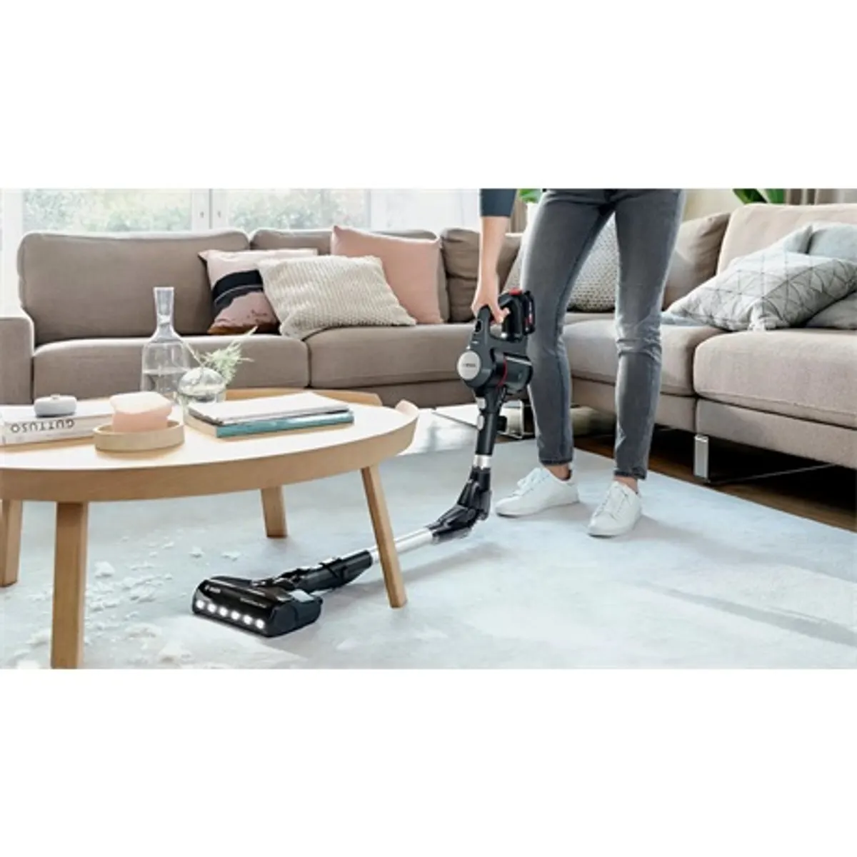 Bosch BBS712A unlimited 7 akkumulátoros porszívó 2x18v 3ah liion allfloor dynamicpower brush led 2in1 kárpitszívó és bútorkefe #5