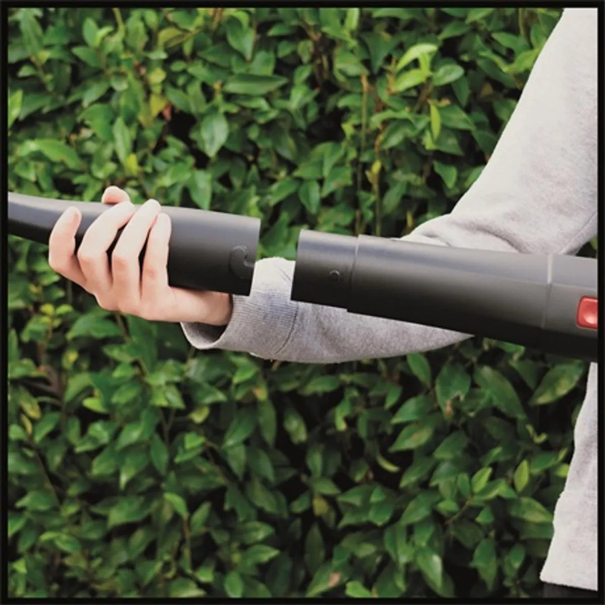 Einhell GC-CL 18/1 LI E - SOLO lombfúvó 210 km/h 12000 min-1 softgrip 2 részes cső #2