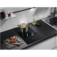 Aeg HRB32310CB Dominó üvegkerámia érintővezérlés elöl középen 3 lépés maradékhő kijelzés fekete 290x520mm #4