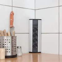 Delight 20481 Sarokelosztó 4 aljzatok alumínium ház beltéri 250V 16A 3500W 1,5 m kábel gyermekvédelemmel #1