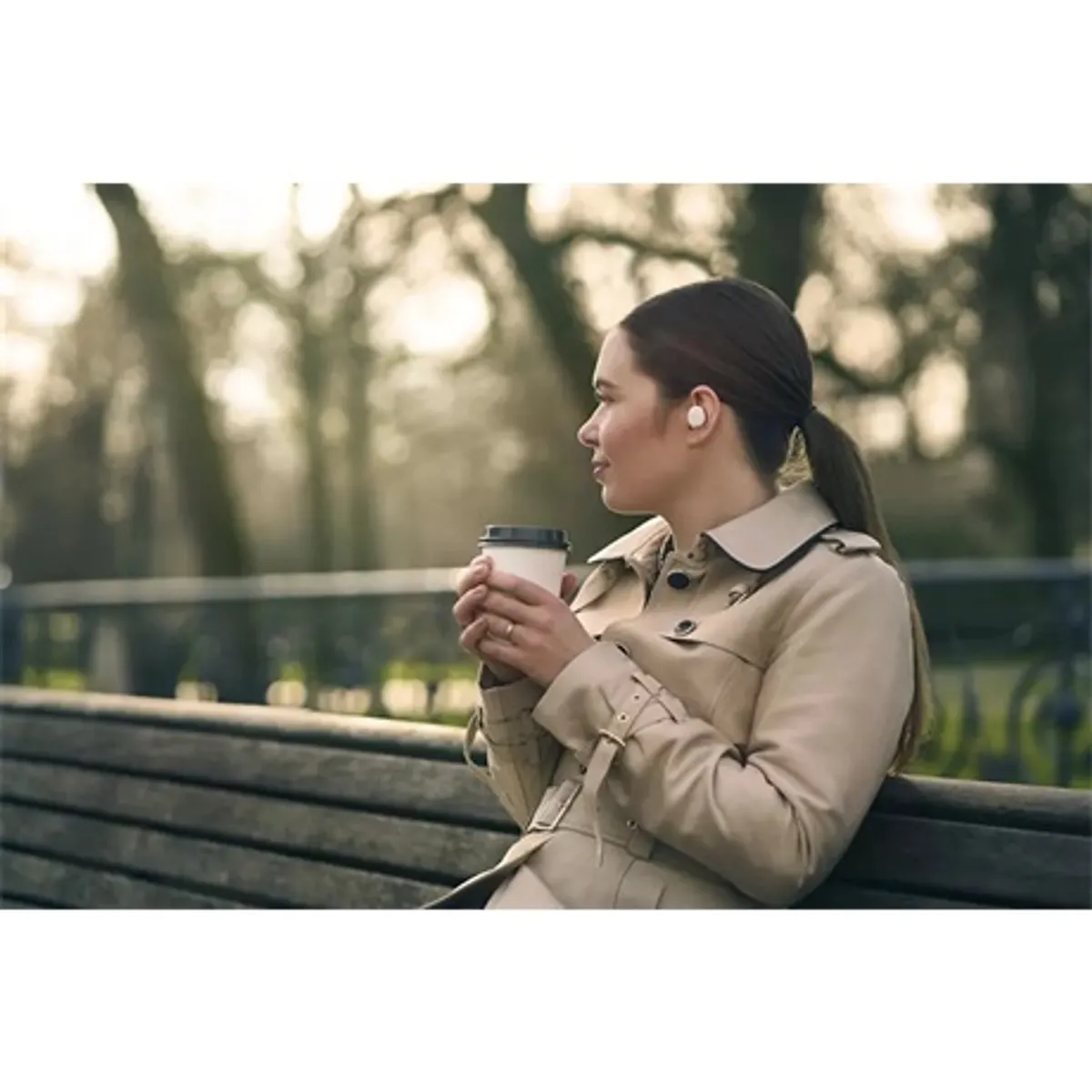 Philips TAT4556WT/00 Fülhallgató TWS, 12 mm meghajtó, hibrid ANC, IPX4, BT 5.2 AAC, 6 és 15 óra, USB-C töltőtok 500 mAh #4