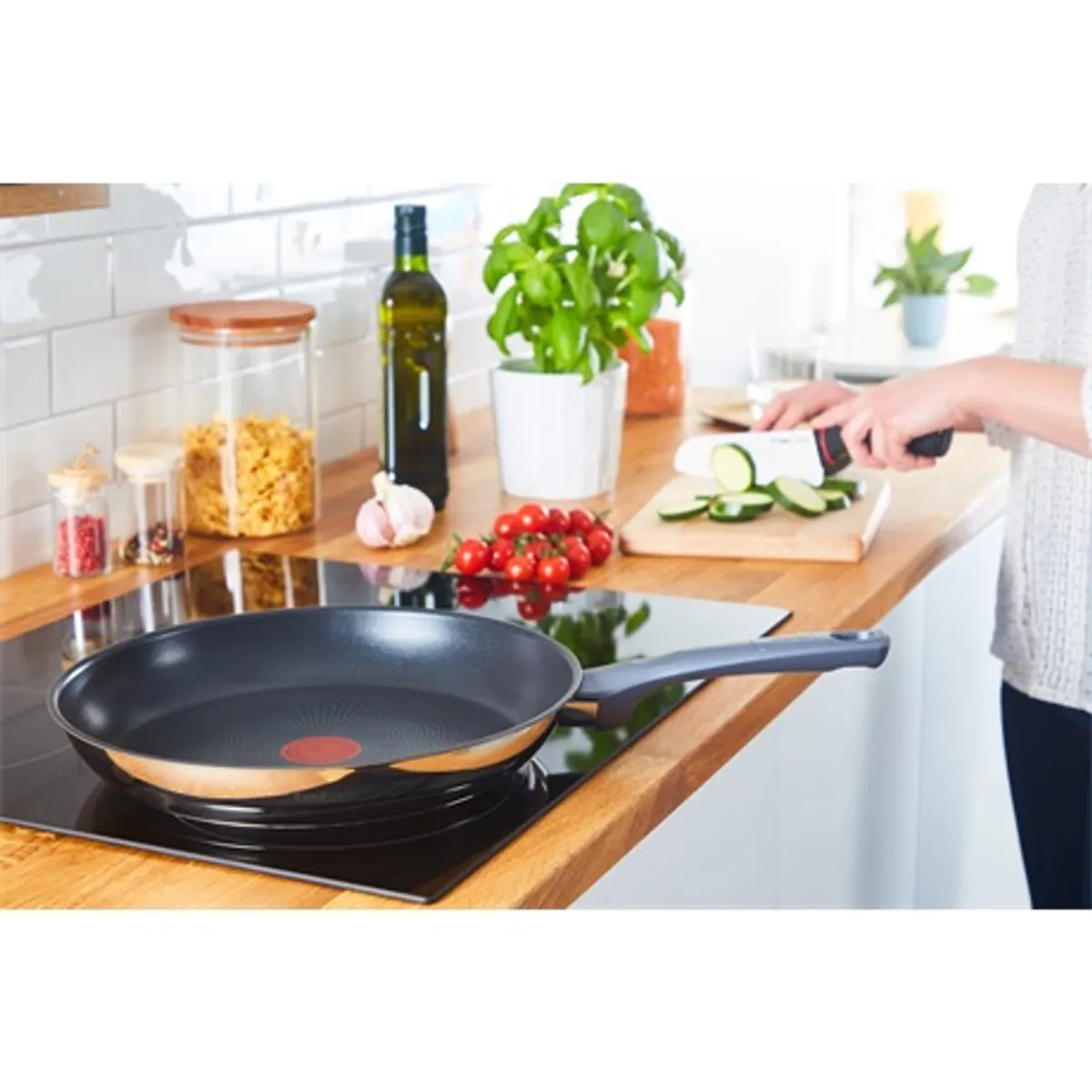 Tefal G7300755 Daily Cook Serpenyő 30 cm Titanium belső bevonat Thermo-Spot indukciós tűzhelyen használható 175C-ig sütőben mosható #3