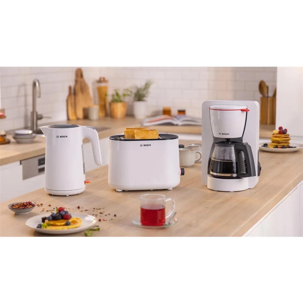 Bosch TKA2M111 filteres kávéfőző fehér 1,4 l 1200 W dripStop automatikus kikapcsolás 40 perc kihajtható szűrőtartó aromavédő üvegkanna #4