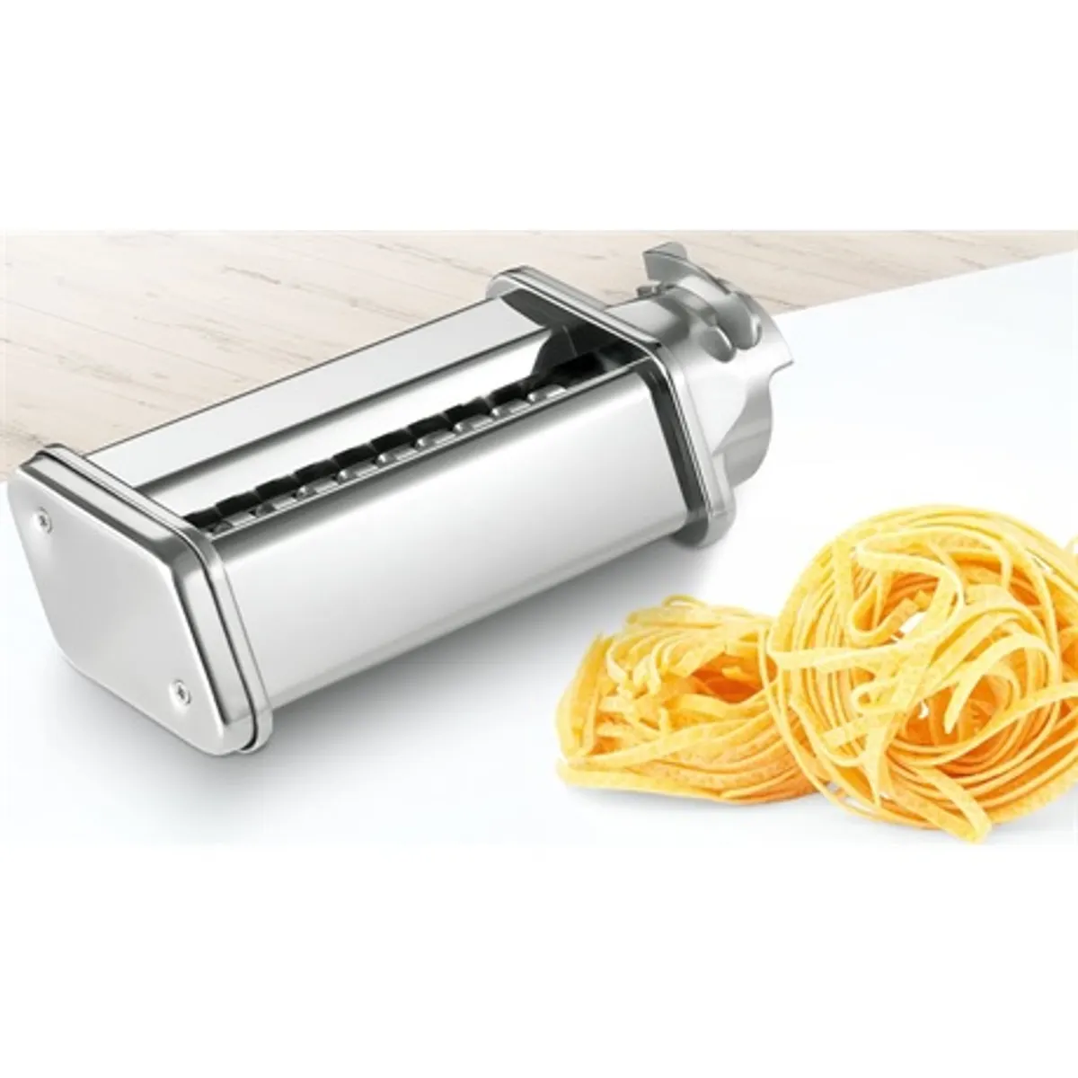 Bosch MUZ5NV2 tésztakészítő feltét tagliatelle szélescsík MUM5-hoz #1