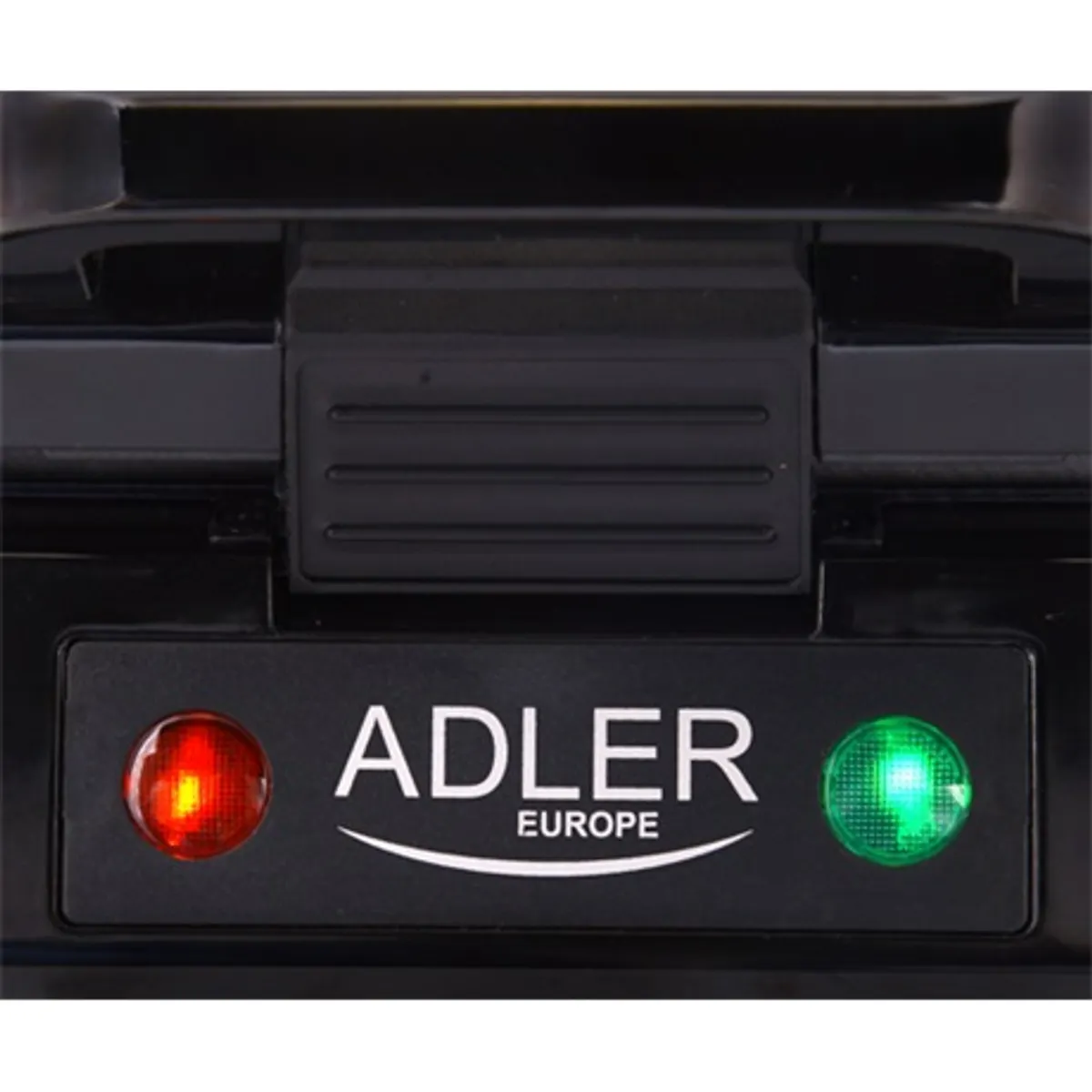 Adler AD3036 gofrisütő 1500W tapadásmentes bevonat készenléti jelzőfény négyzet alakú gofri hűvös tapintású műanyag ház függőleges tárolás #4