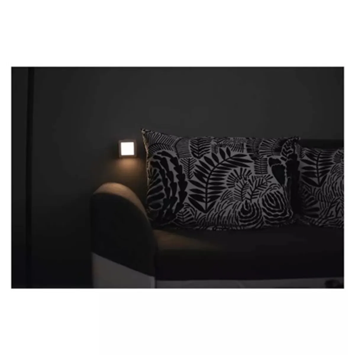 Emos P3316 led éjjeli fény fotoszenzorral meleg fehér #7