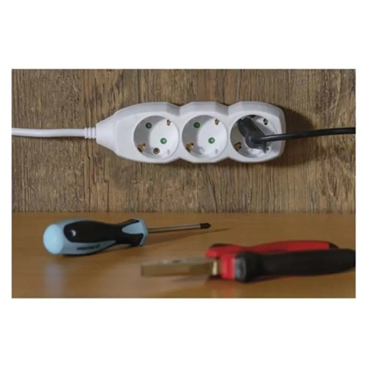 Emos P0322 hálózati elosztó 3 aljzat 2 m fehér 1 mm2 Schuko #4