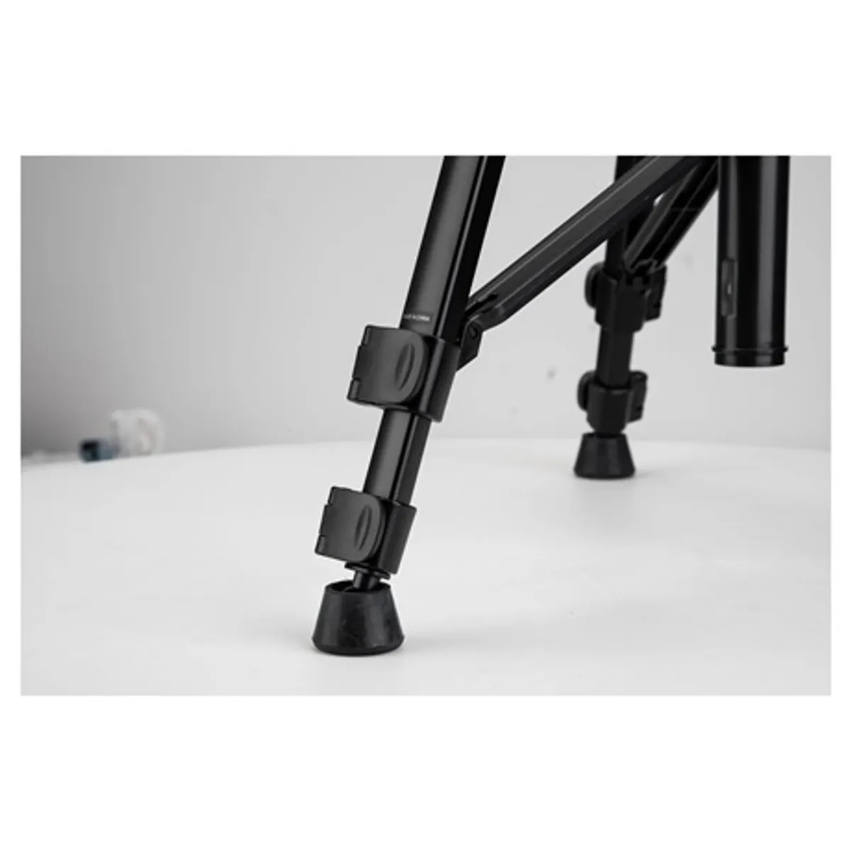 Yenkee YSM F10 kameraállvány mobiltartó, max 1510 mm, összecsukott 520 mm, 0,9 kg, teher 2 kg, 21 mm #9