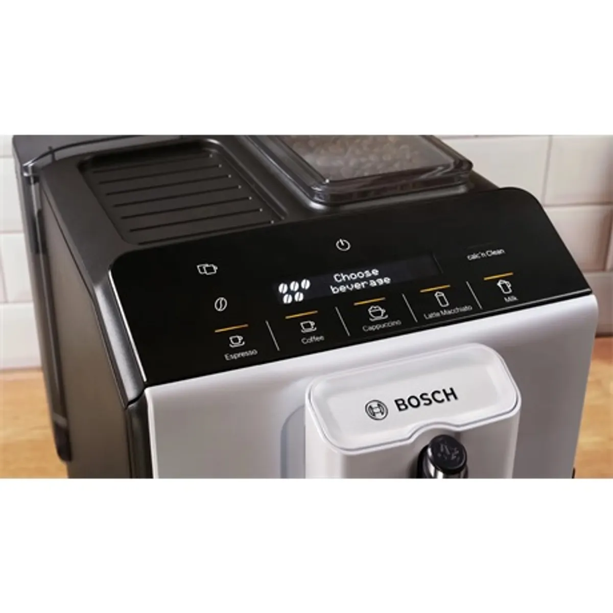 Bosch TIE20301 VeroCafe kerámia őrlő OneTouch 5 program tejhabosító LCD kijelző állítható kávéfolyó 15 bar víztartály 1,4 l #3