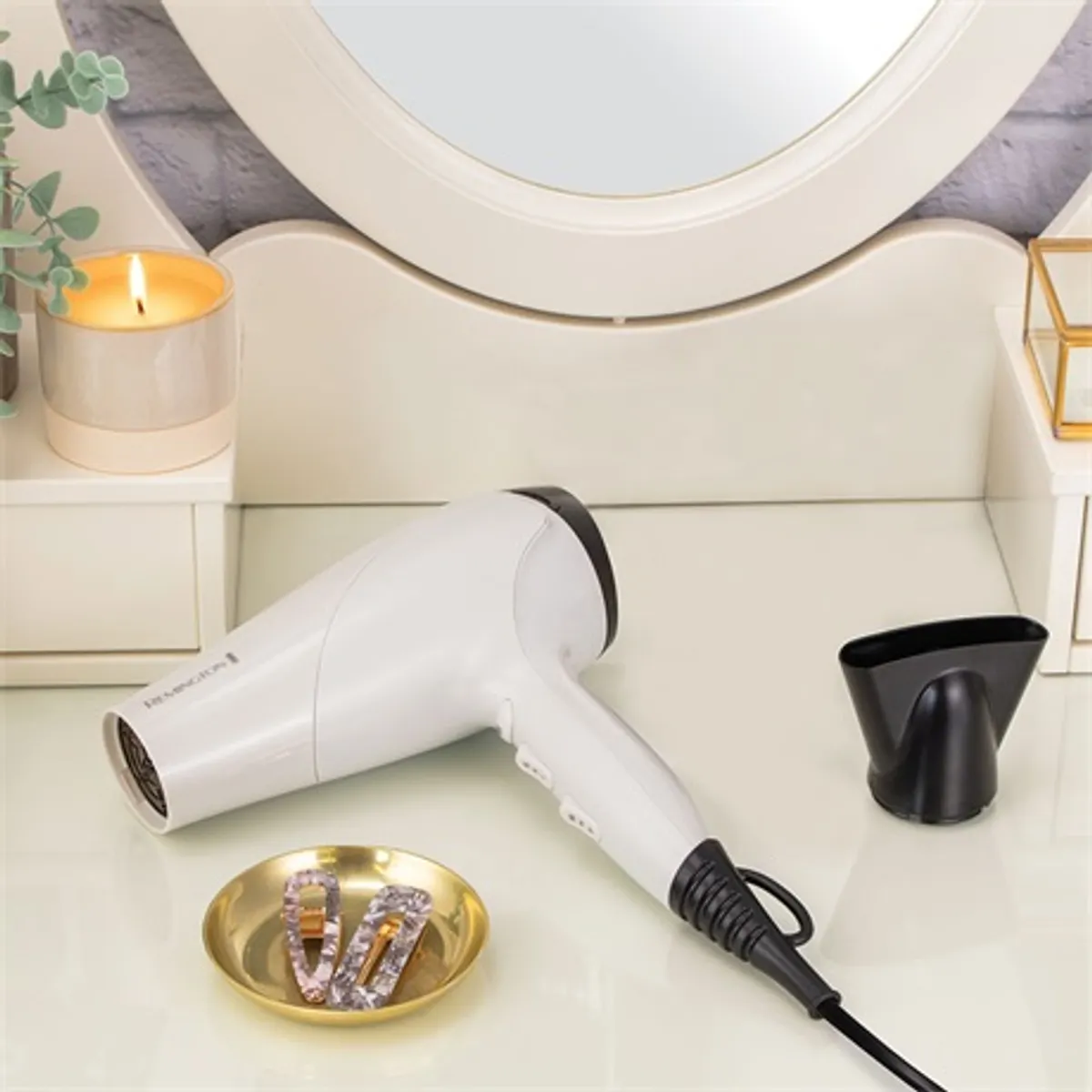 Remington D3194 Ionic dry 2200 w 3 hőfok 2 sebesség ionos kondicionálás cool shot koncentrátor diffúzor #5