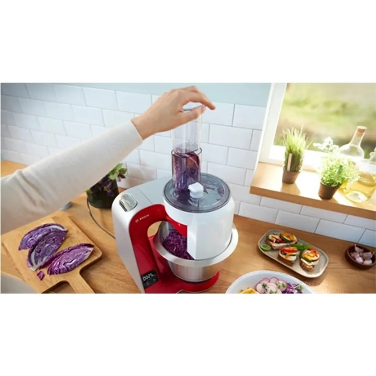 Bosch MUM5X720 MUM5 3,9 L nemesacél tál, beépített mérleg, 1000 W, 7 fokozat és pulzus, tartozéktároló #8