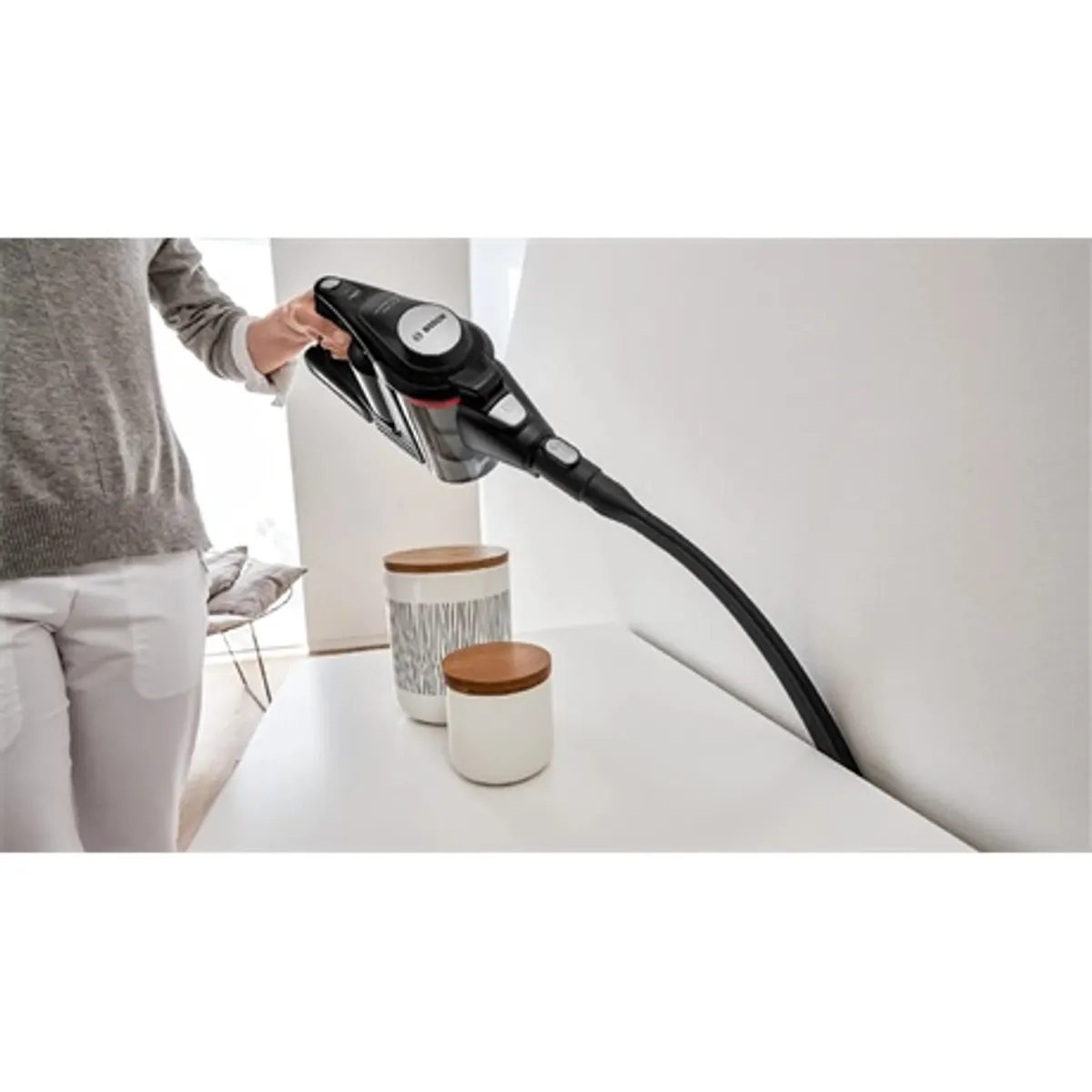 Bosch BCS8214BL Unlimited S8 vezeték nélküli porszívó 2in1 kis fej résszívó billentyűzet- és fiókszívó #6