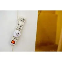 Skross SKR1500211E utazóadapter world to europe 2- és 3-pólusú földelt és föld nélküli csatlakozók 100-250V 16A #4